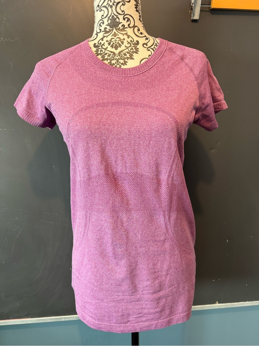 🩷Lululemon Swifty Tech Short Sleeve🩷